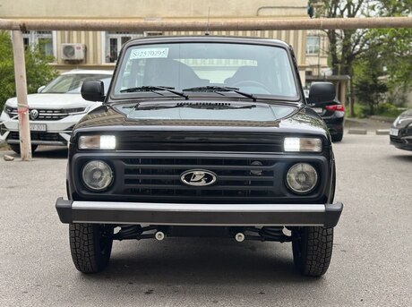 LADA (VAZ) Niva 2025