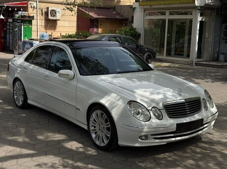 Mercedes E 320