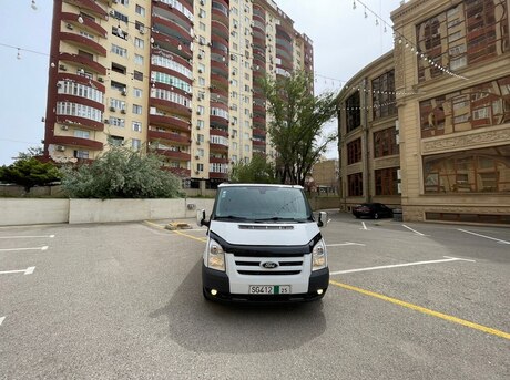 Ford Transit 2011