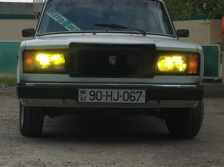 LADA (VAZ) 2107 2004