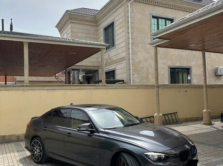 BMW 328 2014