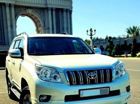Toyota Land Cruiser Prado 2012