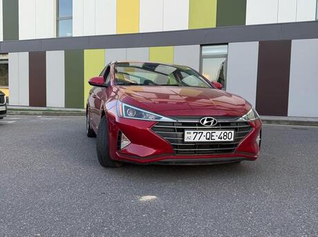 Hyundai Elantra 2019