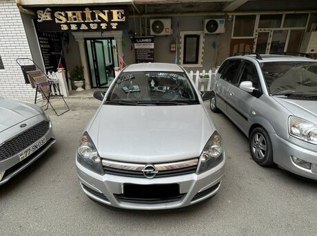 Opel Astra 2005