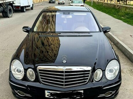 Mercedes E 200 2003