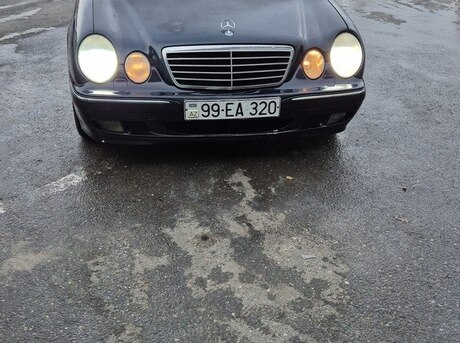 Mercedes E 320 2001