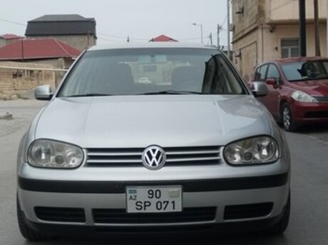 Volkswagen Golf 2000