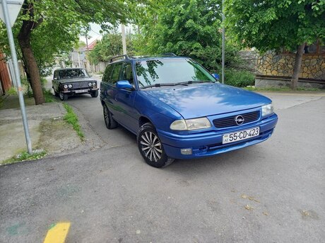 Opel Astra 1996