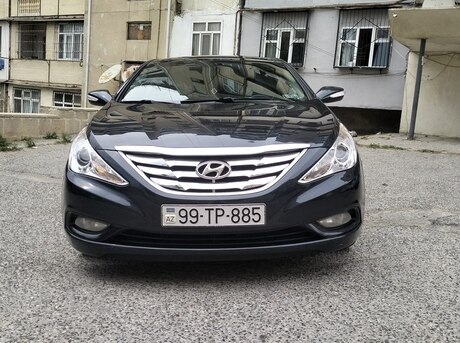 Hyundai Sonata 2011