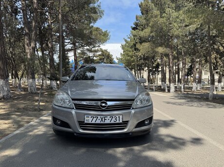 Opel Astra 2008