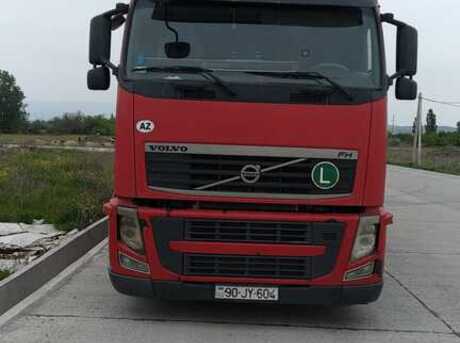 Volvo 460 2010