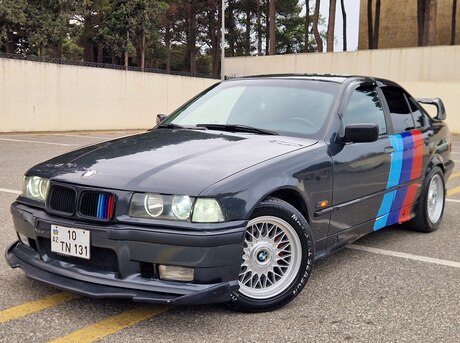BMW 320 1993