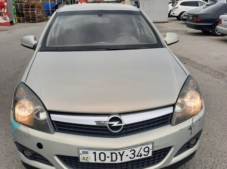 Opel Astra 2010