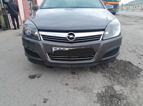 Opel Astra 2008