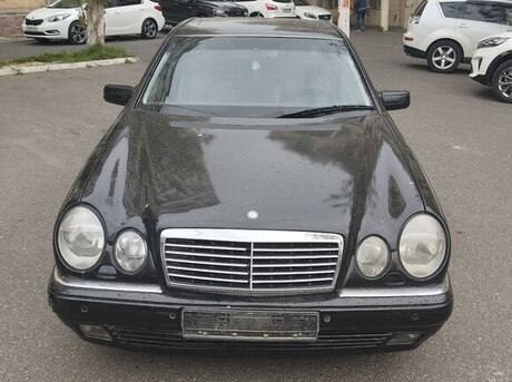 Mercedes E 240 1998