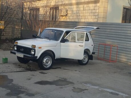 LADA (VAZ) Niva 1998