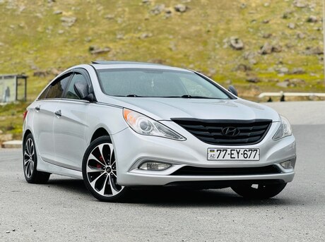 Hyundai Sonata 2012