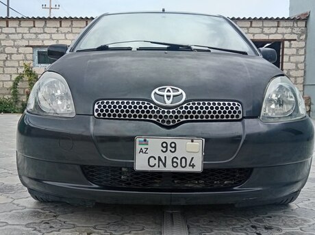Toyota Vitz 2000