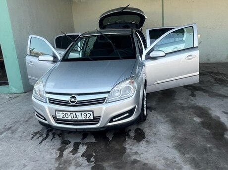Opel Astra 2008