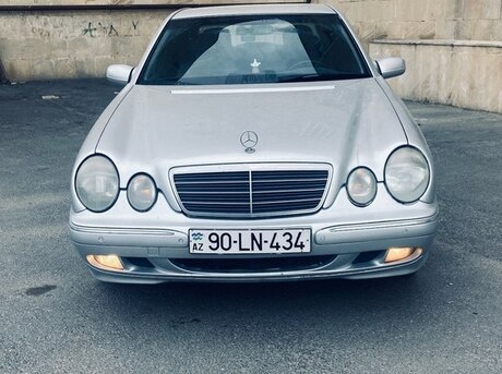 Mercedes E 240 2000