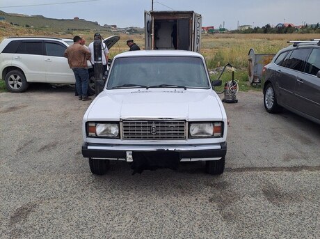 LADA (VAZ) 2107 2010