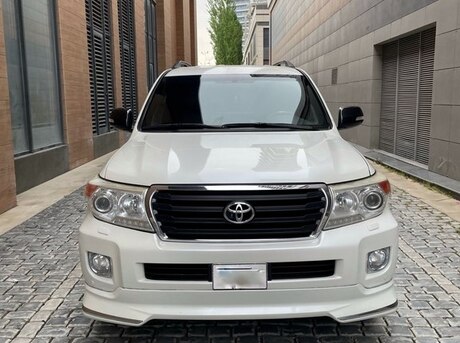 Toyota Land Cruiser 2012