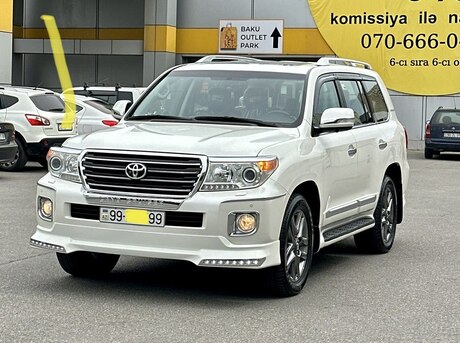 Toyota Land Cruiser 2013