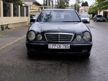Mercedes E 220 d 2001