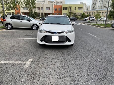 Toyota Corolla Fielder 2017