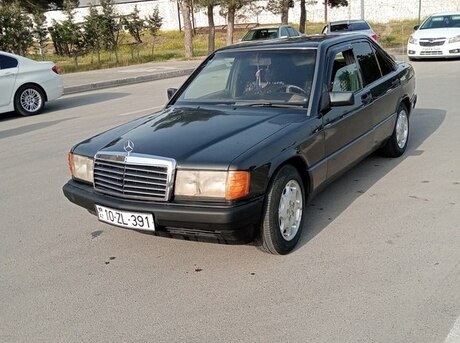 Mercedes 190 1990