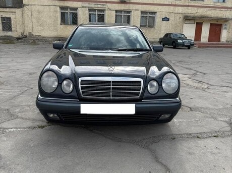 Mercedes E 200 1998