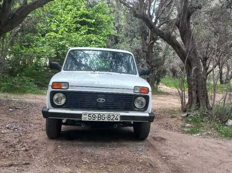 LADA (VAZ) Niva 2015