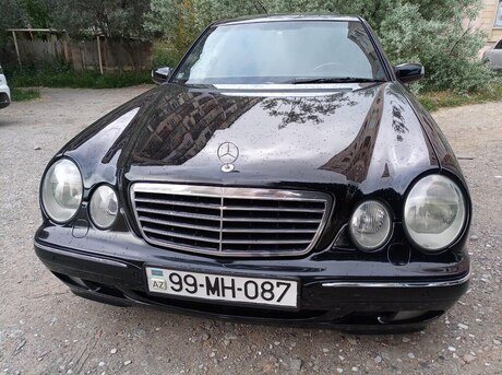 Mercedes E 270 2001