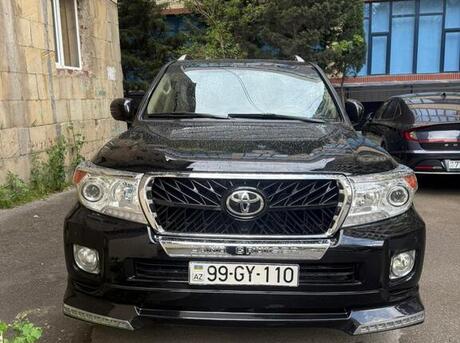 Toyota Land Cruiser 2010