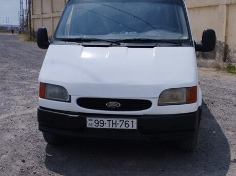 Ford Transit 2000