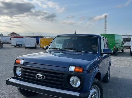 LADA (VAZ) Niva 2015