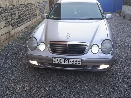 Mercedes E 240 1999