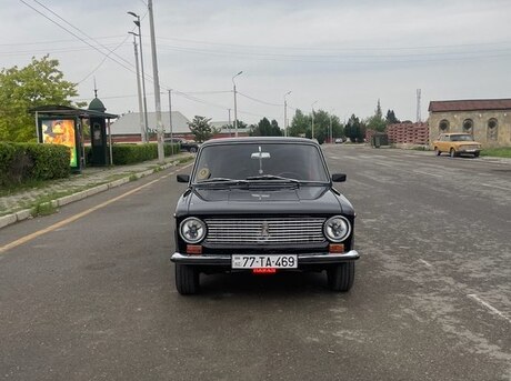 LADA (VAZ) 21011 1985