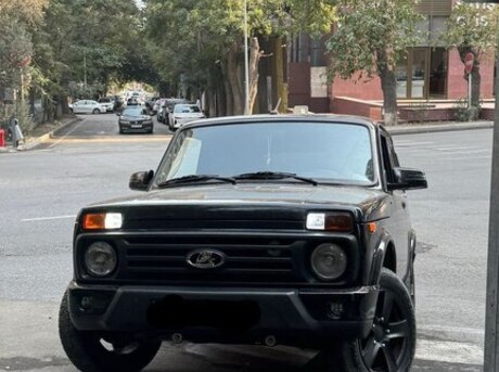 LADA (VAZ) Niva 2023