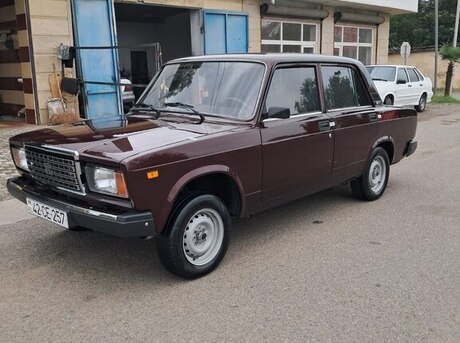 LADA (VAZ) 2107 2010