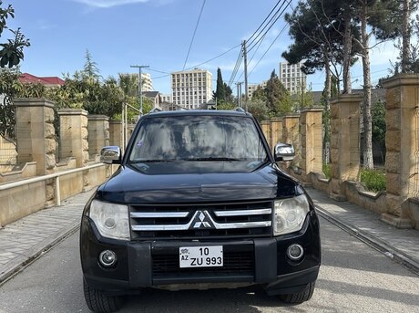 Mitsubishi Pajero 2007