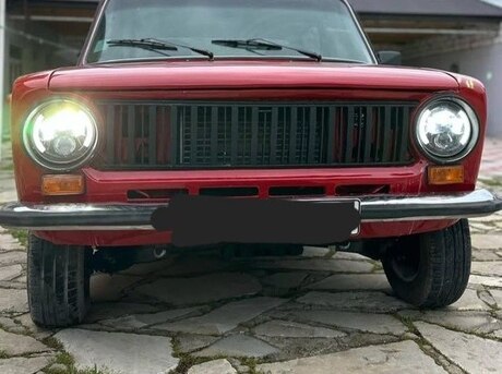 LADA (VAZ) 2111 1984
