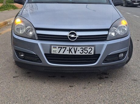 Opel Astra 2004