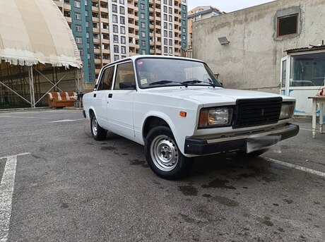 LADA (VAZ) 2107 2010