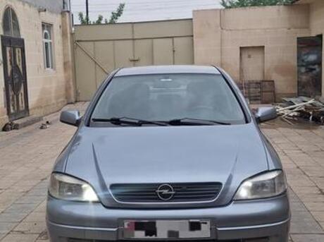 Opel Astra 2004