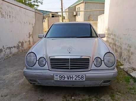 Mercedes E 200 1996