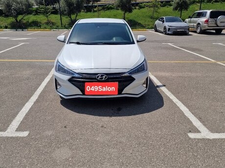 Hyundai Elantra 2020