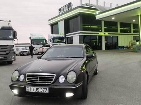 Mercedes E 320 2000