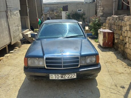 Mercedes 190 1990