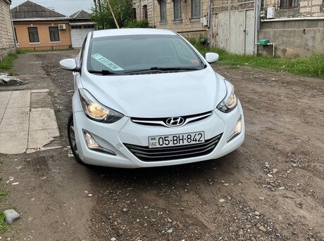 Hyundai Elantra 2015